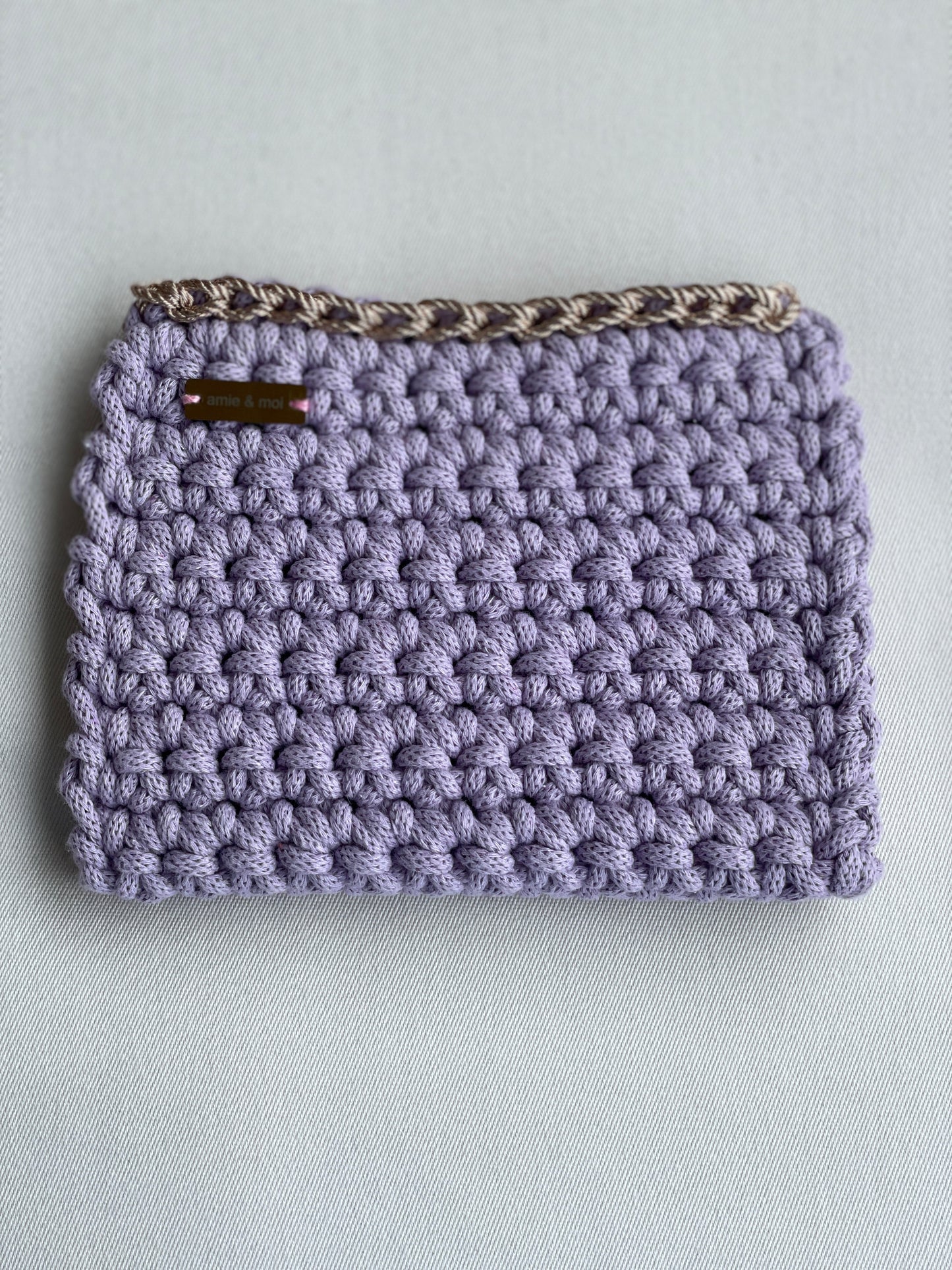 Moonlight elegance light purple with gold stripe